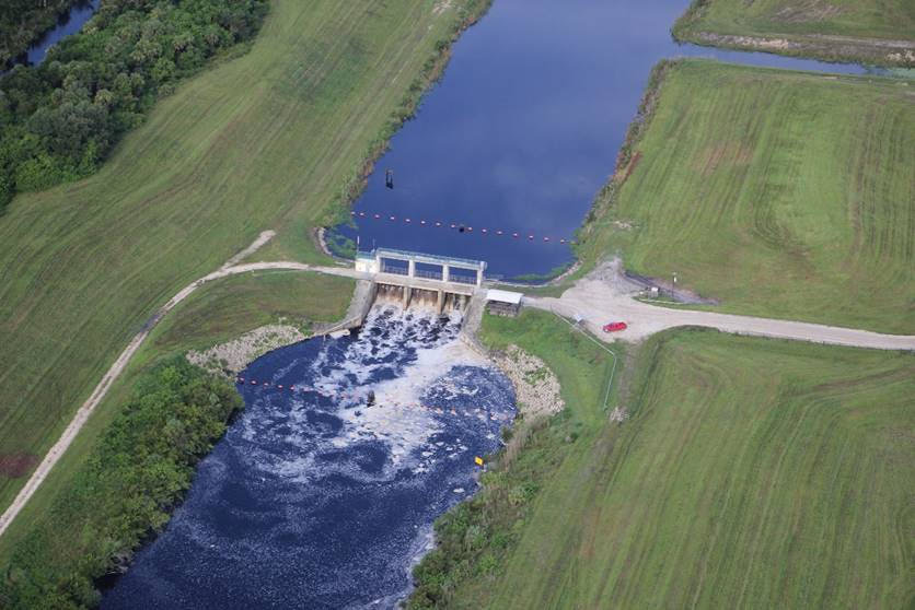 The District is holding a Jan. 28 webinar to discuss flood risk reduction and emergency action plans for the federal flood control projects in the Ocklawaha River and Upper St. Johns River basins. Pictured is the S-157 water control structure in Brevard County.