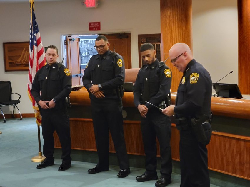 Apopka Police Department adds three officers to its force The Apopka