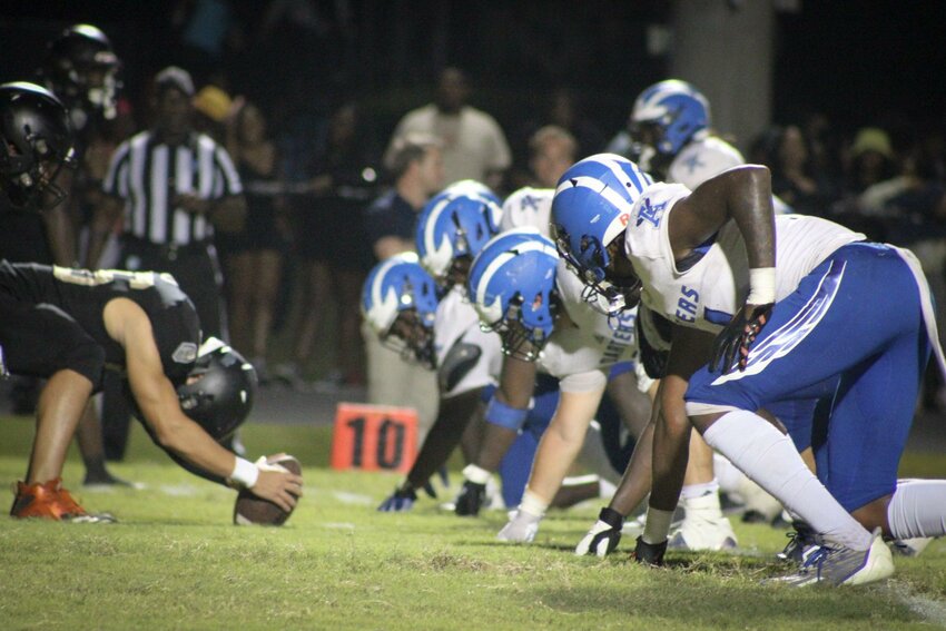 On a blocked punt with less than three minutes left in the game, Apopka broke a scoreless tie with a safety and defeated Ocoee 2-0 in its season opener.