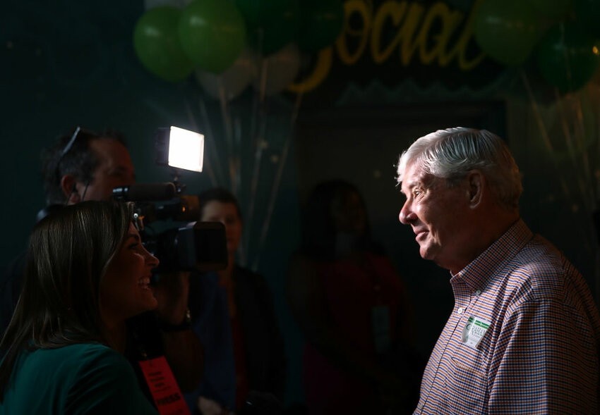 Former Gov. Bob Graham speaks to the media about his daughter, Democratic Florida gubernatorial candidate Gwen Graham, at her primary election night party held on August 28, 2018, in Orlando.