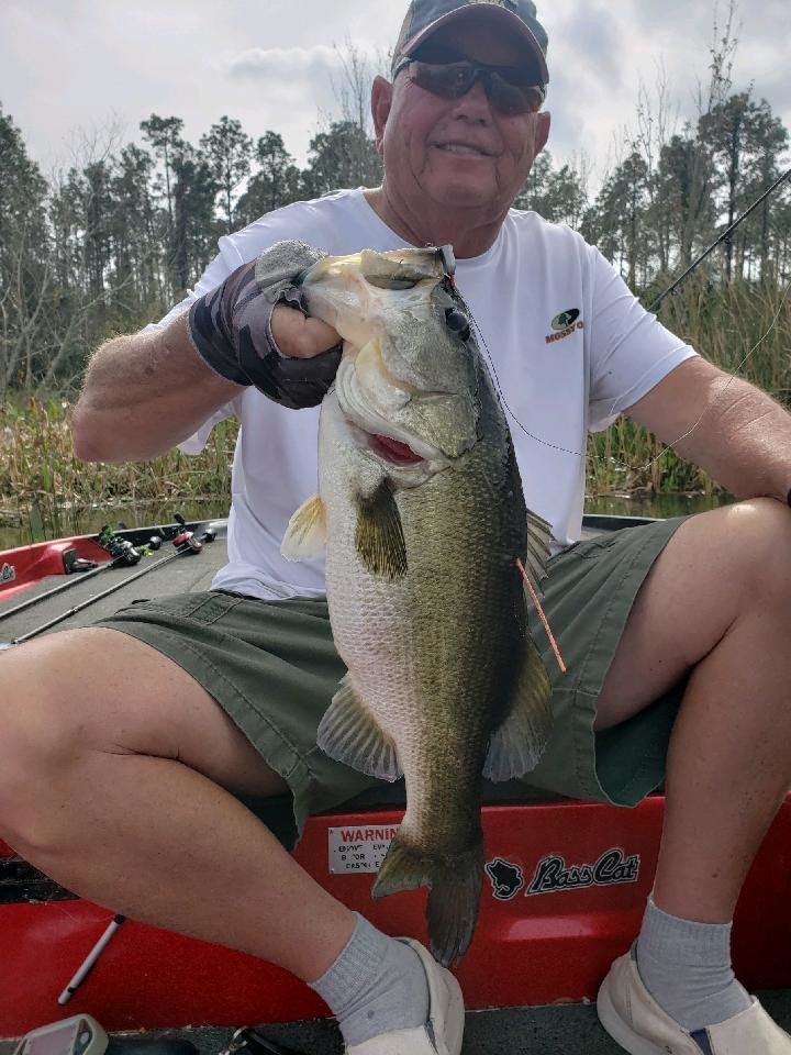 Ricci Head of Shawnee, OK, landed the first tagged fish in the inaugural Lake Apopka Fish Tag Challenge.