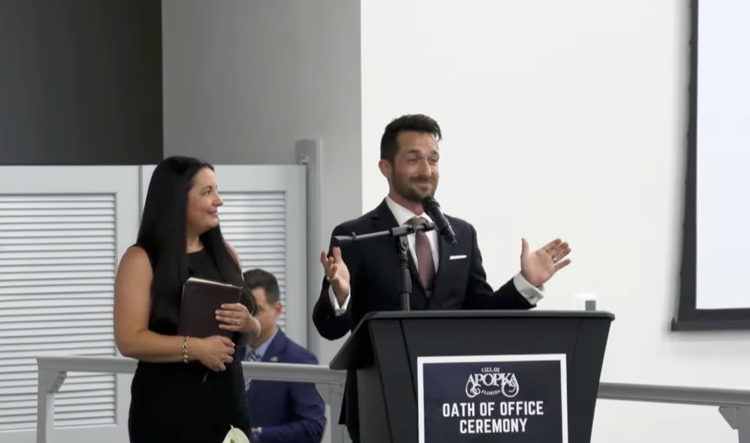 The Times They Are A-Changin': A new chapter begins in Apopka as leaders take the oath of office