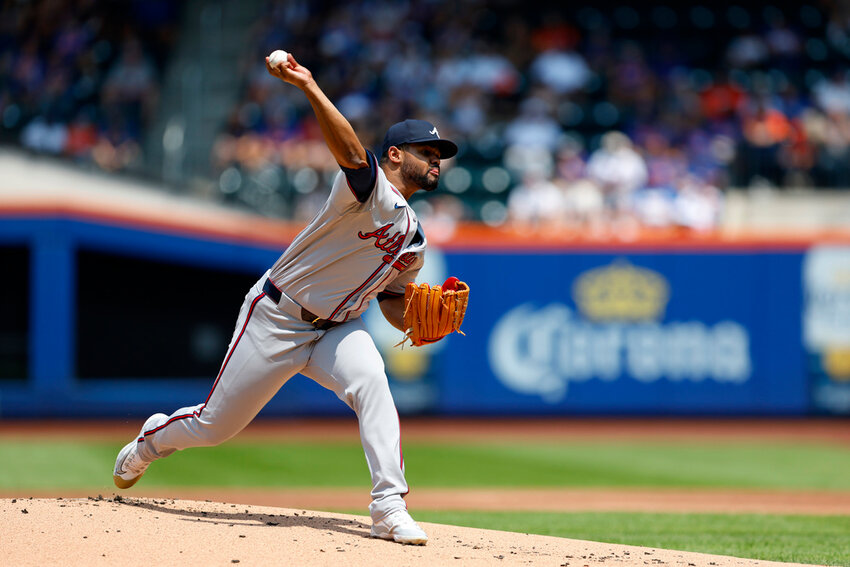 Atlanta Braves pitcher Reynaldo López delivers against the New York Mets during the second inning Sunday, July 28, 2024, in New York. (AP Photo/Rich Schultz)