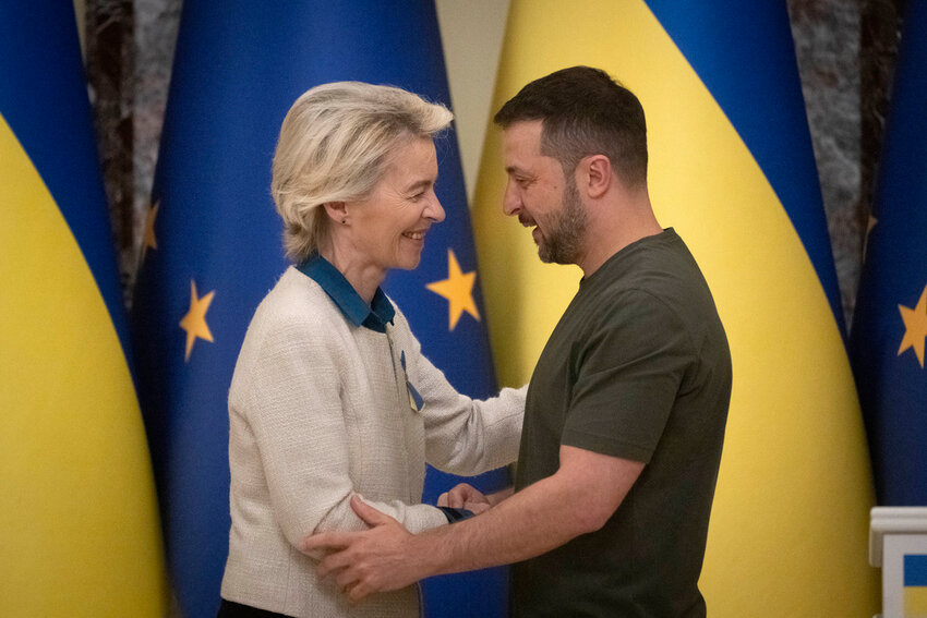 Ukrainian President Volodymyr Zelenskyy, right, and European Commission President Ursula von der Leyen greet each other in Kyiv, Ukraine, Friday, Sept. 20, 2024. (AP Photo/Efrem Lukatsky)