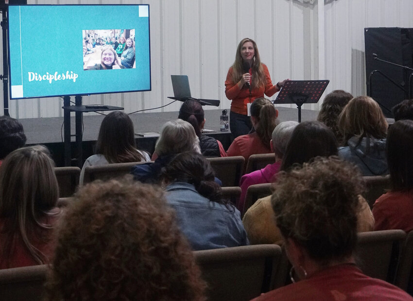 Lauren Sullens, president of Georgia Baptist Woman’s Missionary Union, speaks on discipleship at a women's retreat at Pinnacle Retreat Center. (Photo/Georgia Baptist Women)