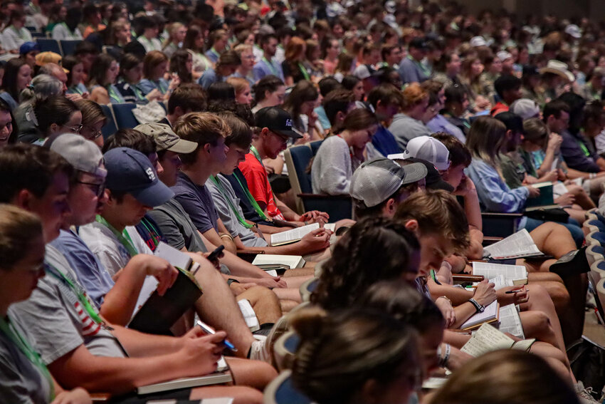 Some 900 college students listen to a speaker at Confluence. (GBMB/Krista Roe)