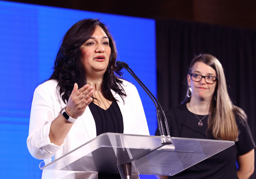 Carolina Santander received the 2025 Willie Turner Dawson Award during the Ministers’ Wives Luncheon in Dallas. The award honors long-term service and kingdom impact by a ministry wife. (Baptist Press/Sonya Singh)
