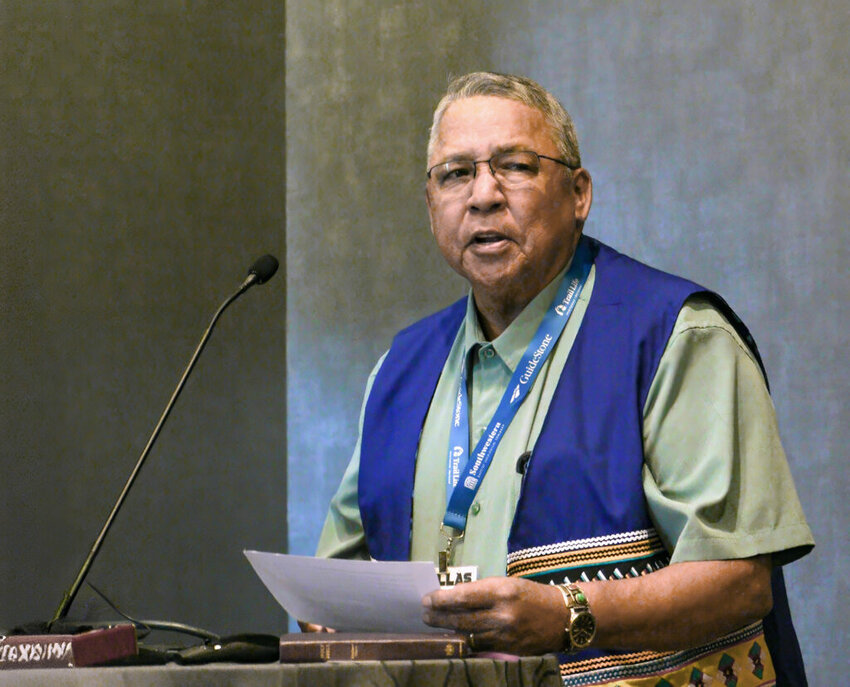 FoNAC Executive Director Gary Hawkins addresses the group's annual meeting on June 9 in Dallas. (Baptist Press/Madison Sardana)