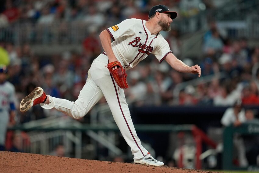 Atlanta Braves pitcher Chris Sale (51) works against the New York Mets in the ninth inning Wednesday, June 18, 2025, in Atlanta. (AP Photo/Mike Stewart)