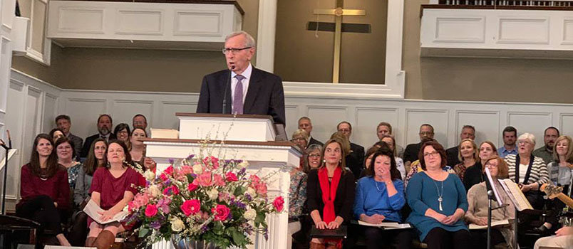 Leon Newman addresses Thomaston First Baptist Church before leading 60 members of his former choir during their reunion on Feb. 24. FACEBOOK photo