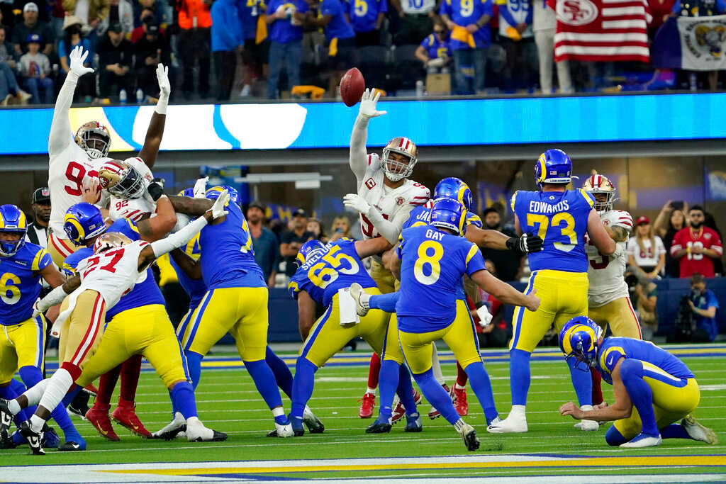 Los Angeles Rams' Matt Gay (8) misses a field goal during the first half of the NFC Championship NFL football game against the San Francisco 49ers Sunday, Jan. 30, 2022, in Inglewood, Calif. (AP Photo/Elaine Thompson)