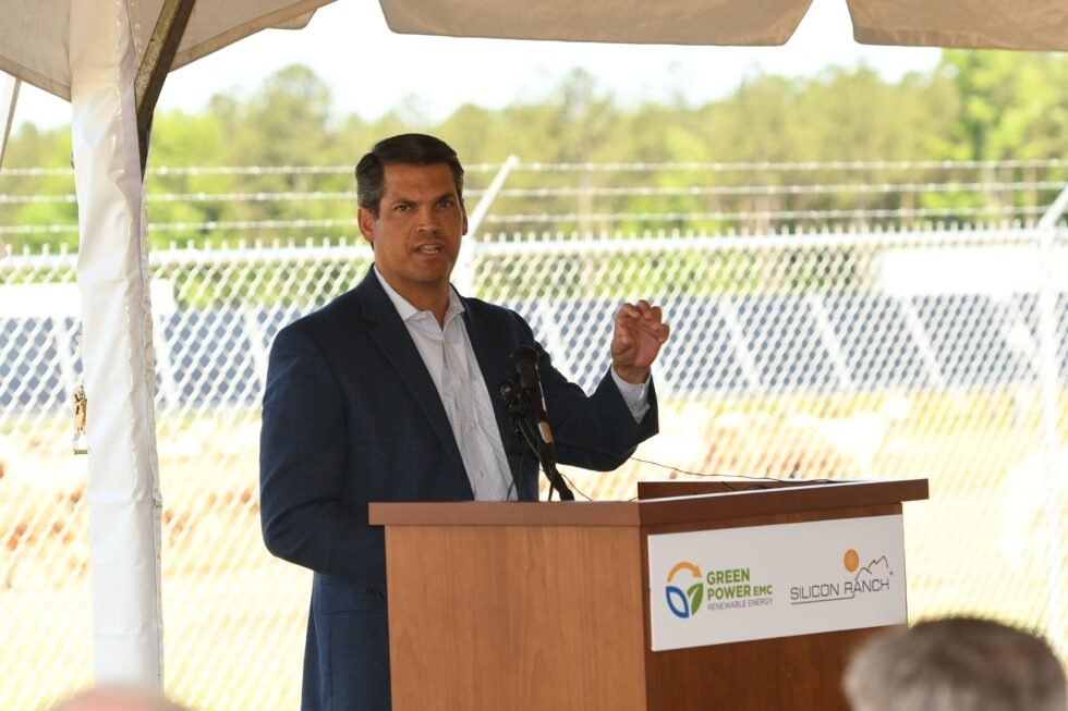 Lt. Gov. Geoff Duncan speaks at the dedication of a solar energy project in Houston County. (Capitol Beat)