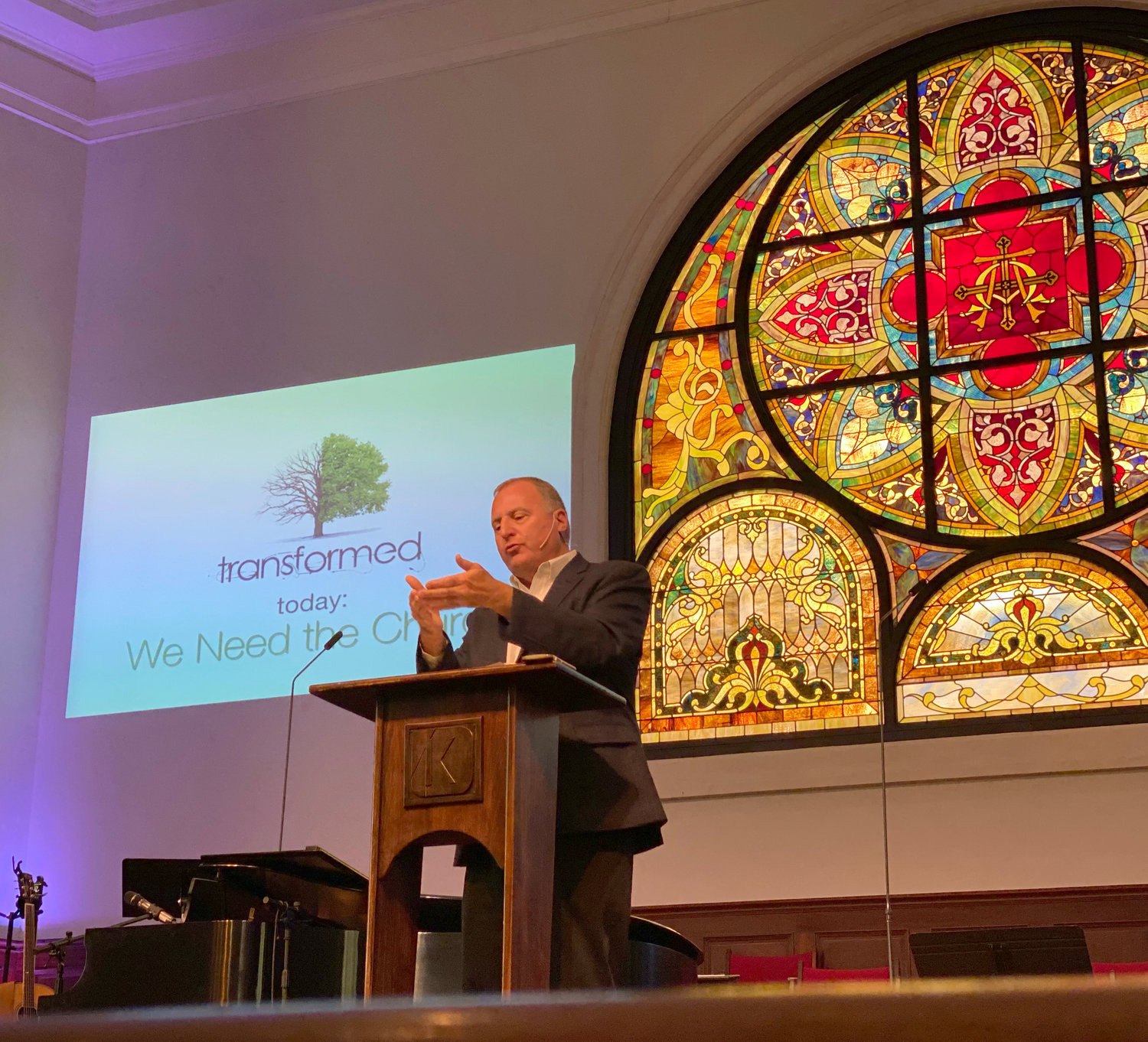 Pastor Steve Hartman preaches at Kiokee Baptist Church, the oldest Southern Baptist congregation in Georgia. (Photo/Mary Dant)