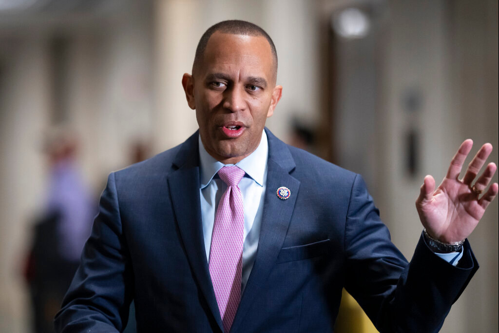 House Democratic Caucus Chair Hakeem Jeffries, D-N.Y., arrives for leadership elections at the Capitol in Washington, Wednesday, Nov. 30, 2022.  (AP Photo/J. Scott Applewhite)