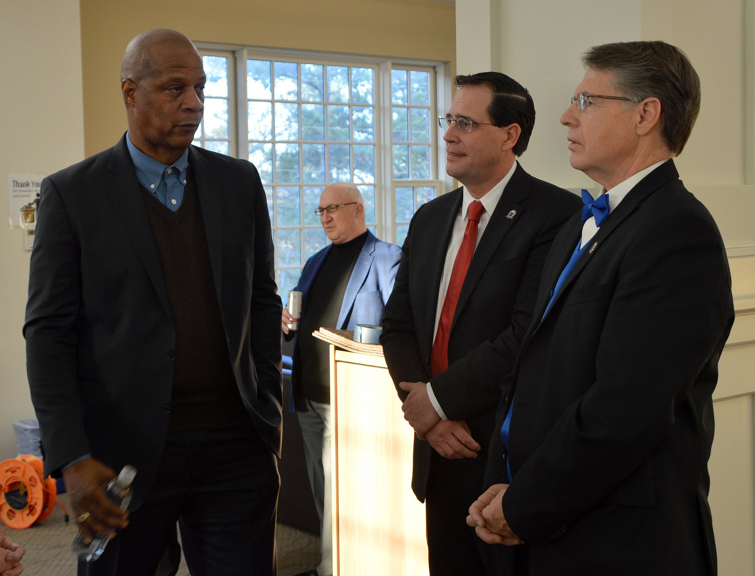 Former baseball superstar Darryl Strawberry chats with Shorter University President Dr. Don Dowles, right, and Ben Bruce, vice president of advancement, at the President’s Gala in Rome, Ga., Dec. 1, 2022. (Index/Henry Durand)
