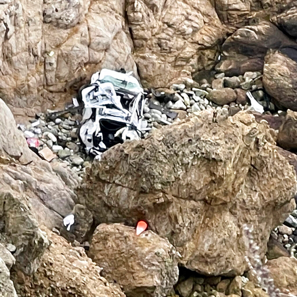 4-alive-in-miracle-after-car-plunges-off-california-cliff-the