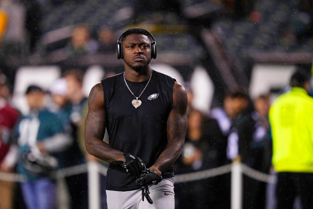Philadelphia Eagles' A.J. Brown warms up before a game against the Green Bay Packers on Nov. 27, 2022, in Philadelphia. (AP Photo/Matt Slocum, File)