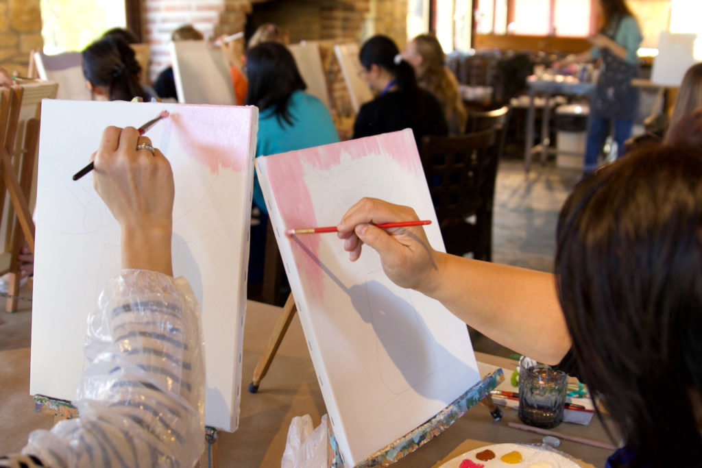 Art therapy provided time for attendees of the War Retreat to paint and relax after spending a year in the midst of war in Ukraine. (Photo/International Mission Board)