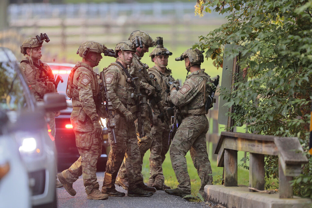 Pennsylvania murderer escaped by scaling a wall topped with razor wire ...