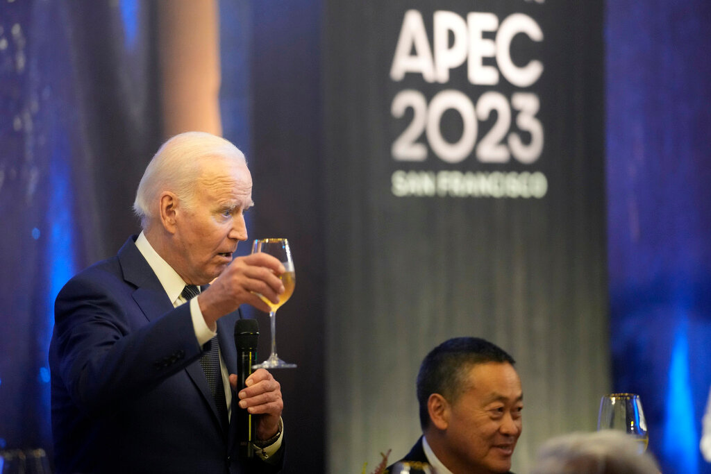 President Joe Biden offers a toast at the Asia-Pacific Economic Cooperation summit dinner Thursday, Nov. 16, 2023, in San Francisco. (AP Photo/Godofredo A. Vásquez)
