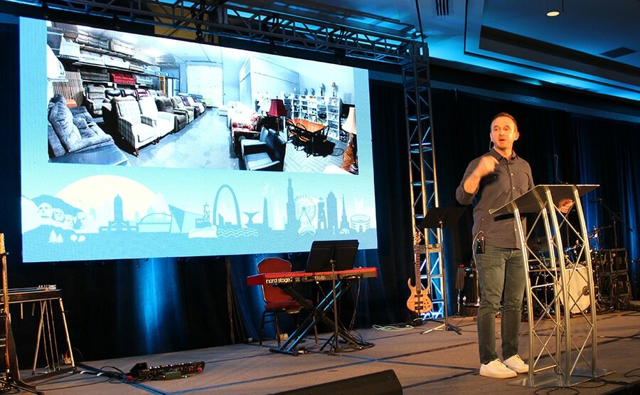 Nearly 1,000 church leaders from 12 states attend Midwest summit The