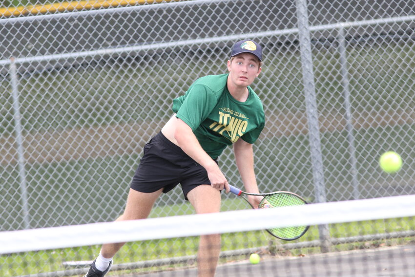 Fleming Island doubles player Kesl Cumpstone