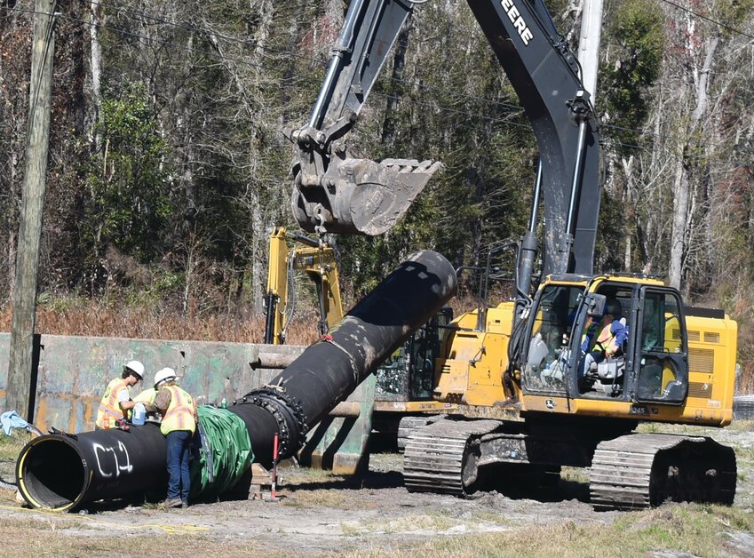 Construction crews have stayed on schedule building a pump station and drain field at South Fork of Black Creek in Green Cove Springs and installing 17 miles of pipes that will siphon as much as 10 million gallons, which would replenish lakes Brooklyn and Geneva in Keystone Heights.