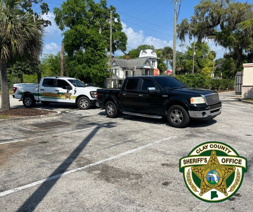 Angel Domingo Valdes' truck following the stop.