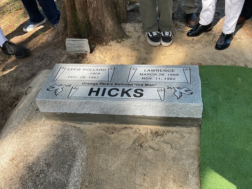 Since his death in 1982, the grave of Lawrence "Ice Man" Hicks has been unmarked. The Historical Society of Orange Park hosted a dedication ceremony on April 12 to commemorate the new headstone.
