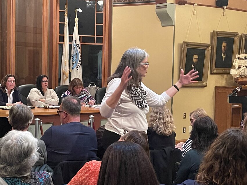 Concert chair Patti Nenna explained that the Committee is not at liberty to accept funding for public safety expenses.