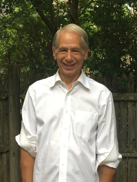 Rabbi Howard Voss-Altman comes to Temple Habonim with a wealth of experience, a warm compassionate demeanor, a passion for education, and a strong history of social justice work. He fills the vacancy left by Rabbi Andrew Klein, who retired from Temple Habonim recently.