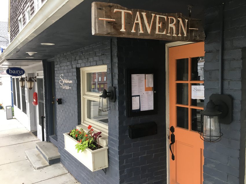 As of July 8, the Statesman Tavern has not had a liquor license. A sign on the front door Wednesday morning (July 14) said they are &ldquo;closed for vacation.&rdquo;
