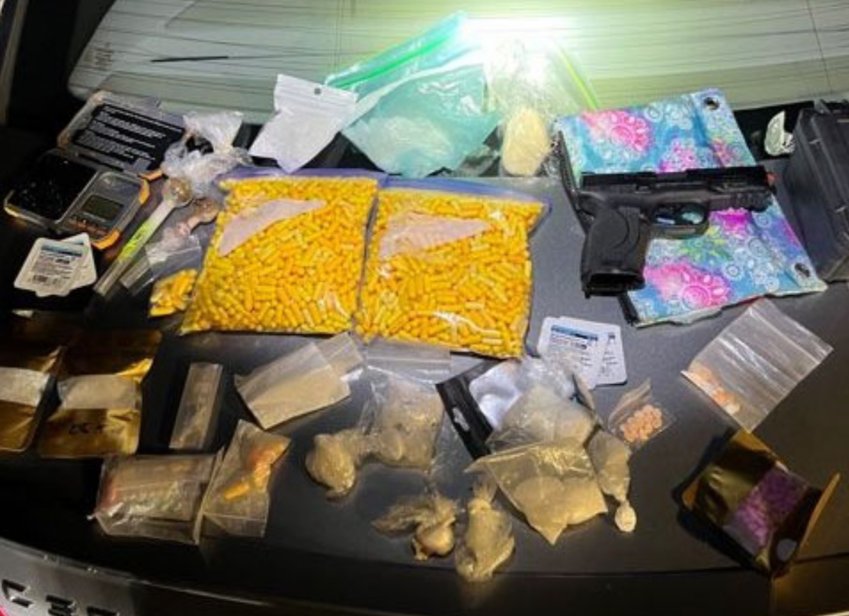 Police seized a BB gun, and a large amount of narcotics following a motor vehicle stop in Warren on Friday, Oct. 22.