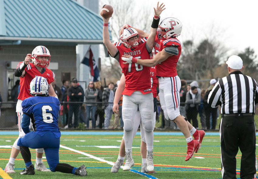 Townies are 'thankful' for holiday football game return   -  News, Opinion, Things to Do in the East Bay