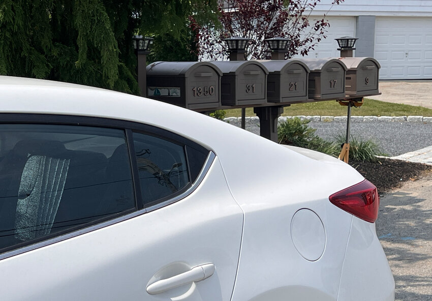 Some residents who live at the northern tip of Common Fence Point say visitors who access the right of way to the shoreline have caused parking problems, with some vehicles blocking mailboxes and driveways.