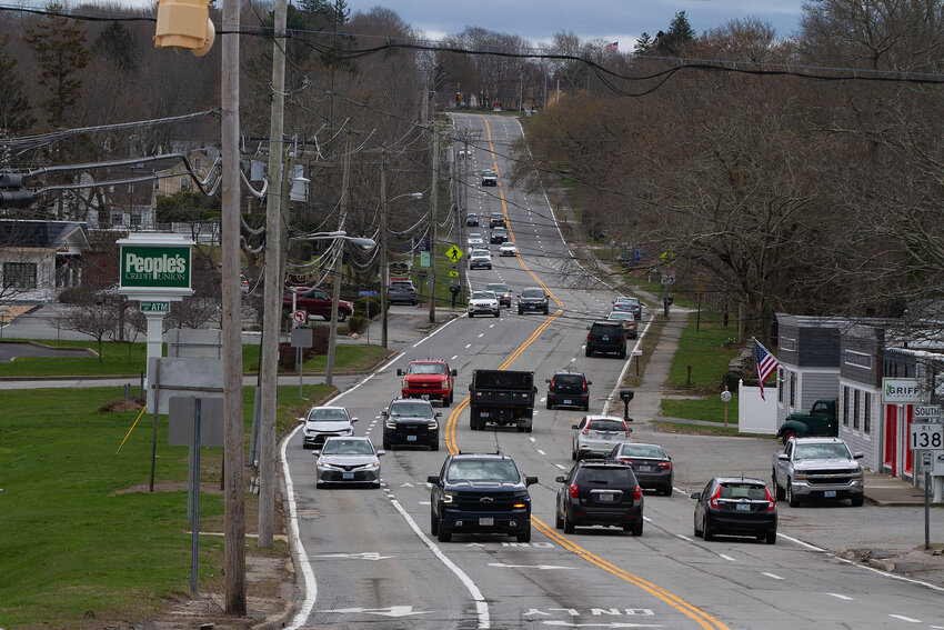 Under a road diet that&rsquo;s being floated by some officials in Portsmouth and Middletown, four lanes of travel on a long stretch of East Main Road would be reduced to two lanes, with a left-turn lane in the middle. Such a configuration would also provide additional room to accommodate bicycles, cycling advocates say.