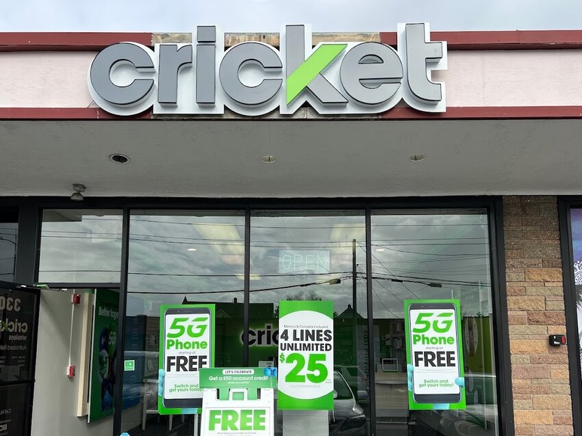 Cricket Wireless on Warren Avenue in East Providence
