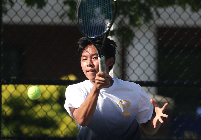 Jeremy Kuo returns a shot during the Eagles' semifinal match against Moses Brown on Tuesday, May 28.