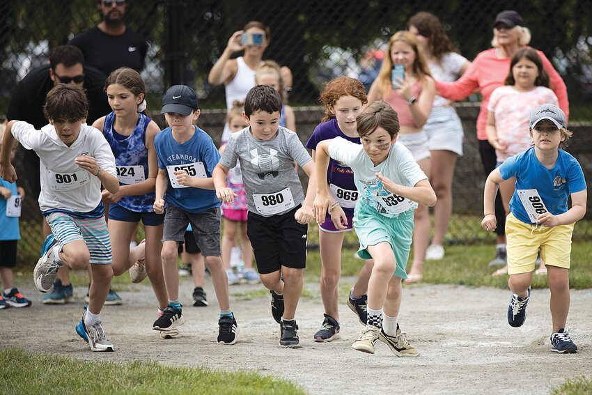 Youngsters take off during the kids&rsquo; race last year.