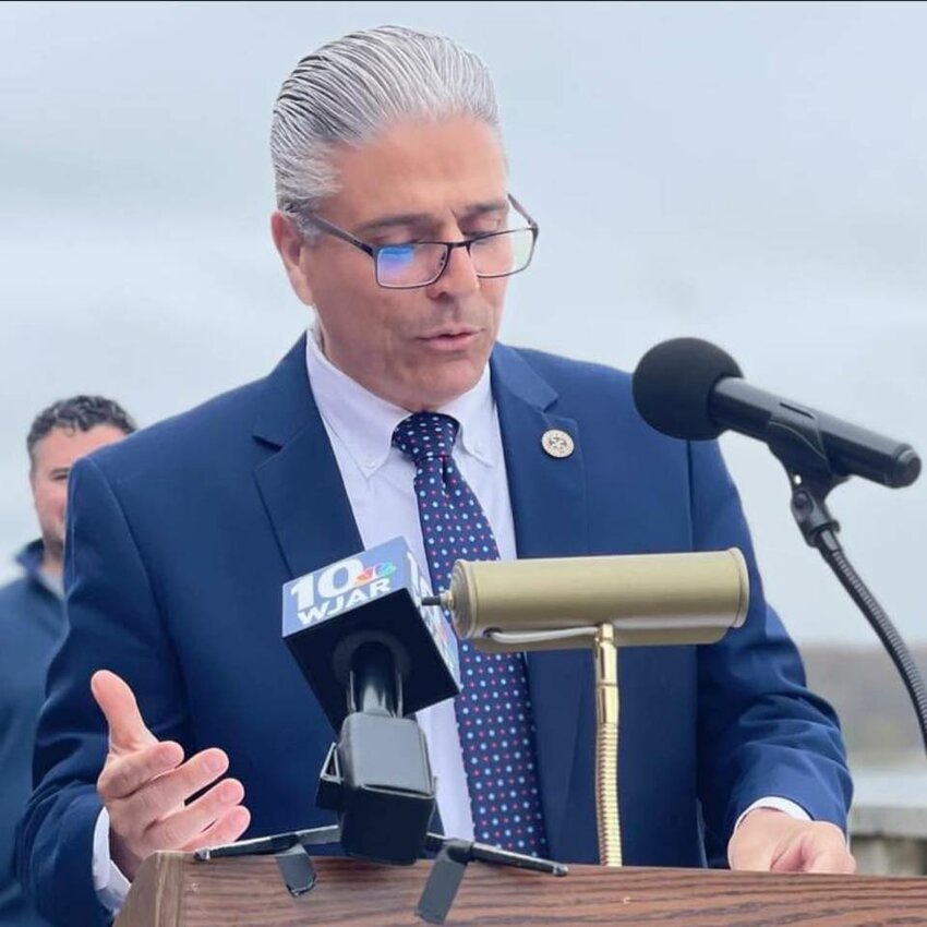 Mayor Bob DaSilva of East Providence was elected to be the new President of the Rhode Island League of Cities and Towns during their September meeting.