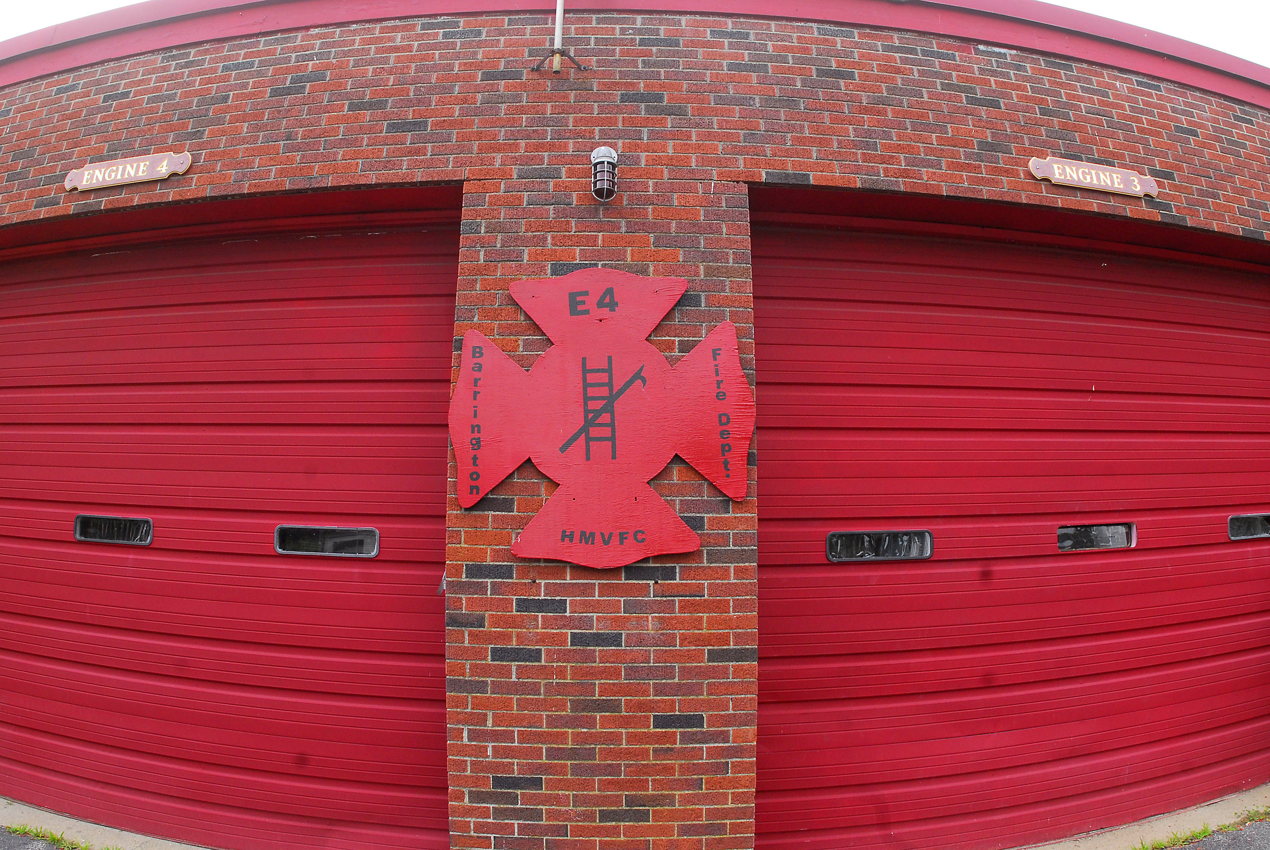 volunteer-fire-station-in-barrington-reduced-to-rubble-eastbayri