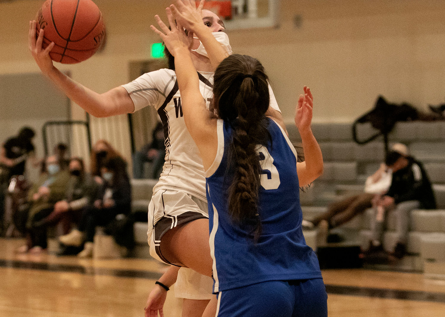 Junior guard and co-captain Leah Sylvain took control of the game early and scored 12 of her game high 17 points in the first half. “Leah is our leader out there. She is definitely the engine behind our offense,” said Wildcats head coach Jen Gargiulo.