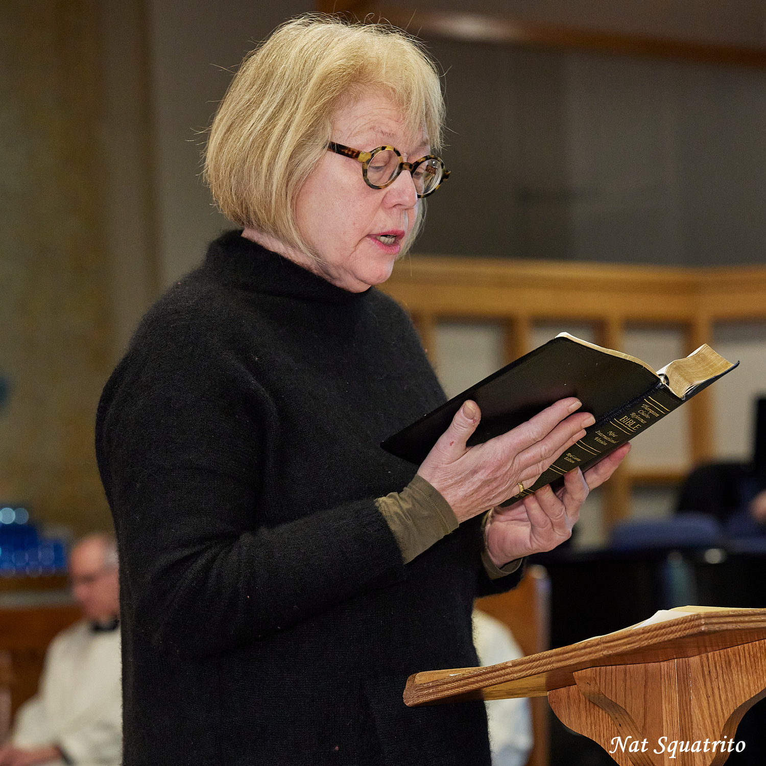 Julie Blount, a parishioner of First United Methodist, delivers a reading during the service.