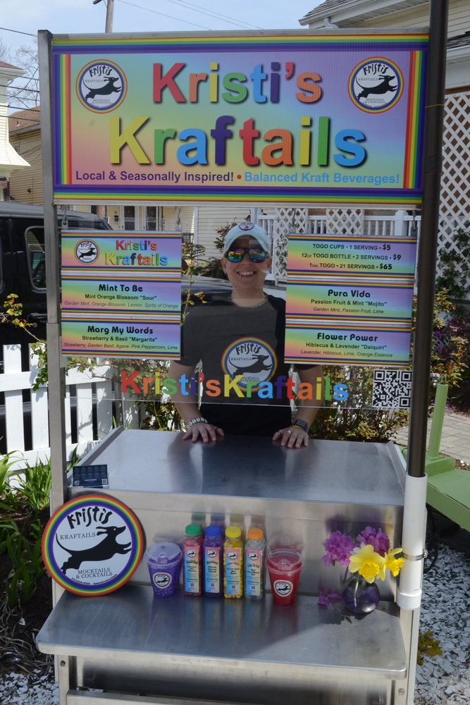 Kristi Dukoff, an award-winning cocktail artisan, is opening Kristi’s Kraftails this May right next to the Taco Box on Railroad Avenue in Warren.