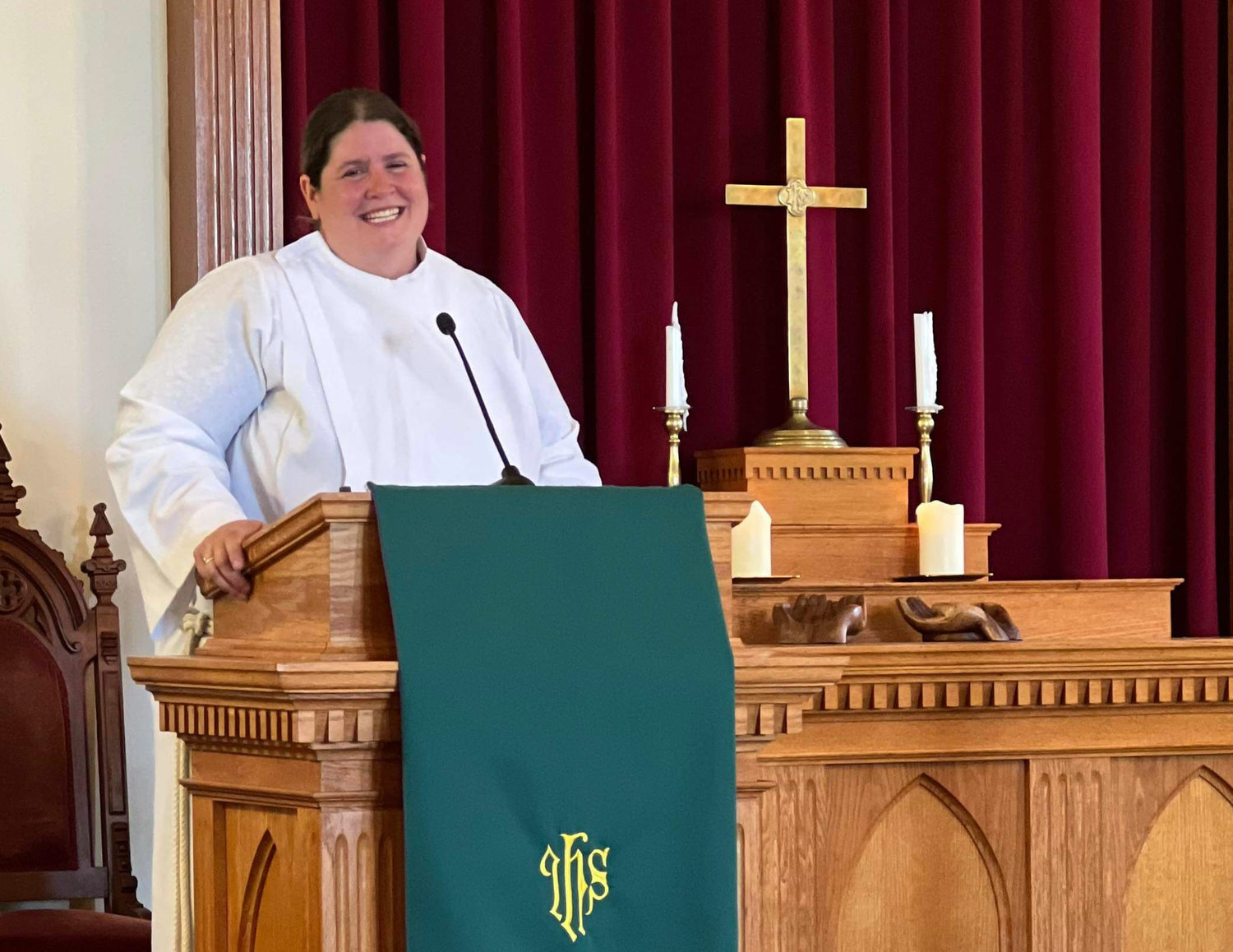 Kate Galop, pastor of the Westport Point United Methodist Church, speaks to the congregation during her last service this past Sunday, June 26.