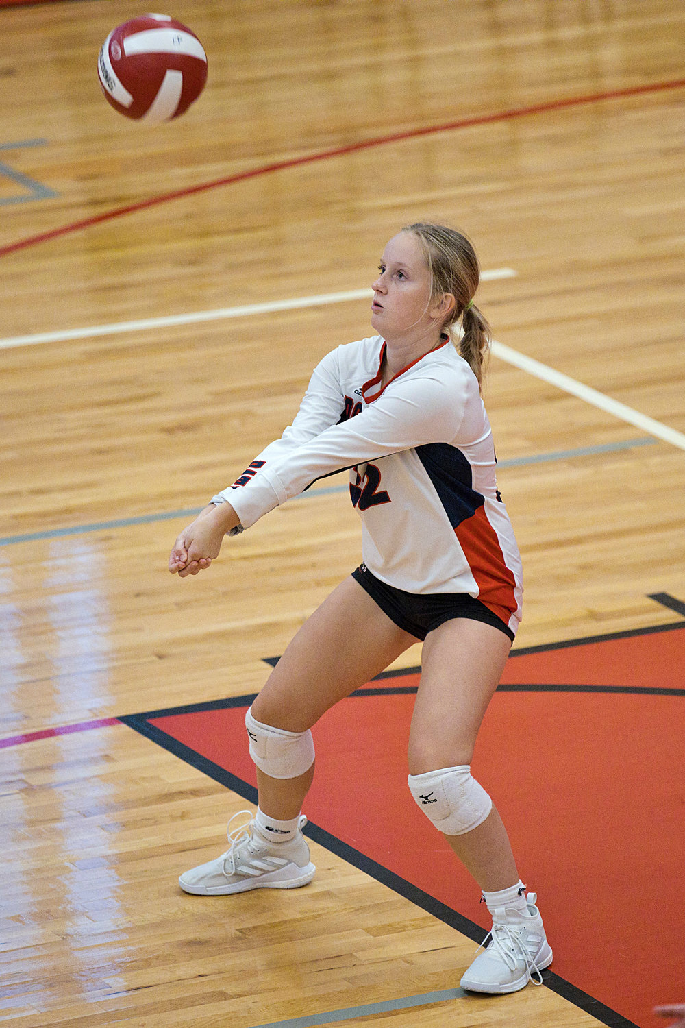 Adele Palmer receives a serve during Friday’s game.
