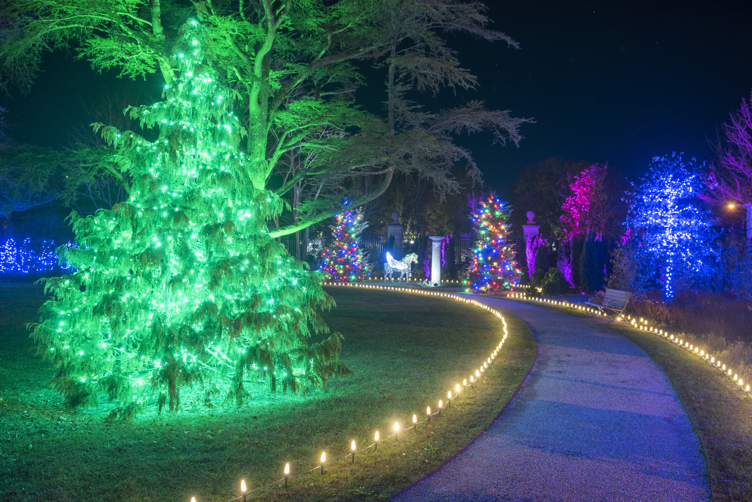 Holiday sparkle returns to the Newport mansions this weekend ...