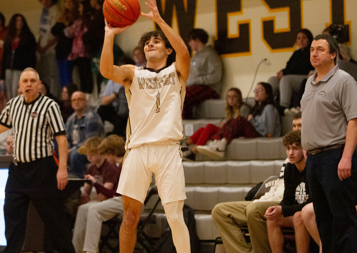 Hunter Brodeur has found his scoring touch of late. The senior co-captain scored 50 points in the last two games, 23 points against Atlantic Charter and  27 points versus Holbrook.