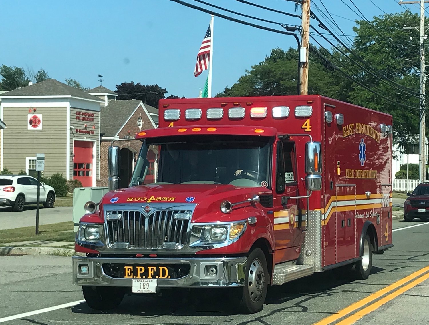 East Providence Fire Department Rescue 4 departs its full-time home of Station 4 in Kent Heights. Attempts continue to have a rescue based permanently as well in Station 3 in Rumford.