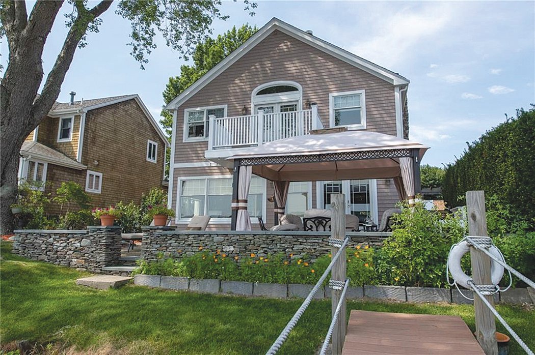 Another example of the 2022 market: This waterfront Portsmouth home listed and sold quickly, at the asking price of $1,650,000.